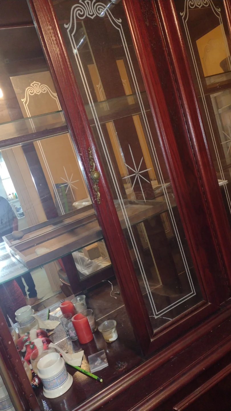 Dark Wood Display Cabinet with Glass Doors - photo 5