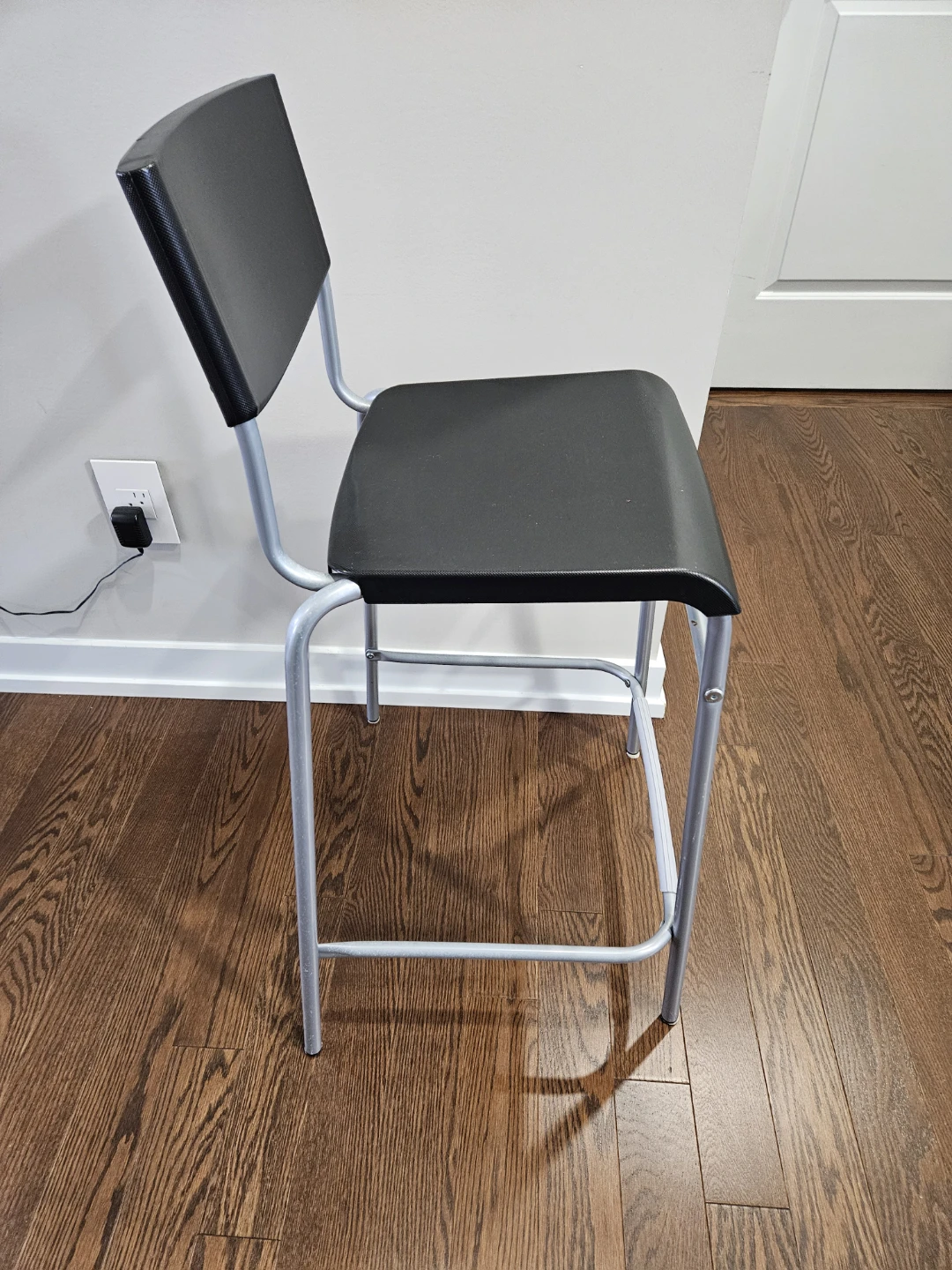 Bar stool with backrest, counter height - photo 2