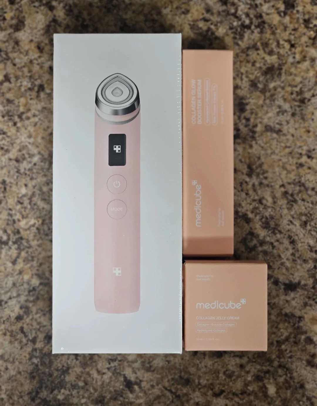 MEDICUBE Booster Pro Collagen Set (Pink)