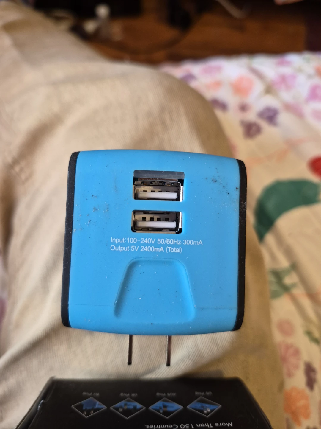 Mliool Travel Adapter - photo 3