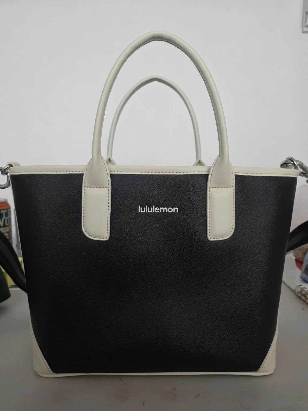 Lululemon Classic Tote Bag 14L