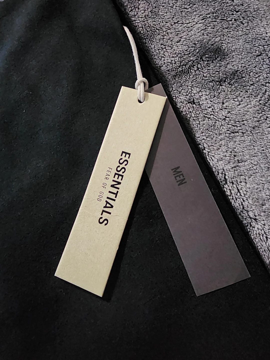 Fear of God Essentials T-Shirt Black Stretch Limo SM - photo 4