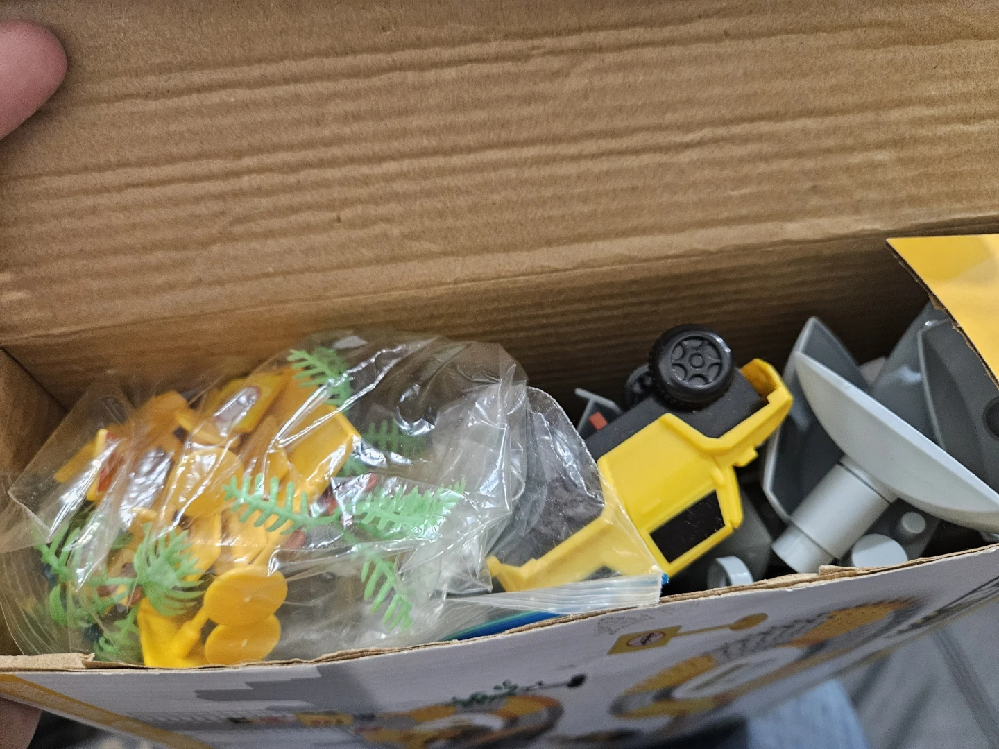 City Truck Create A Road Toy Set (open box) - photo 4