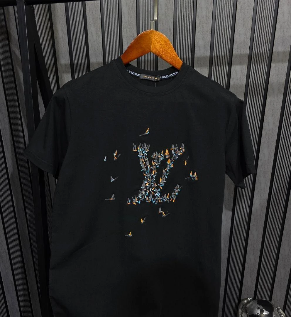 New shirts size s,m,l,xl