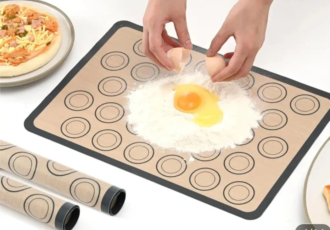 Silicone Baking Mat with Macaron Circles - photo 5