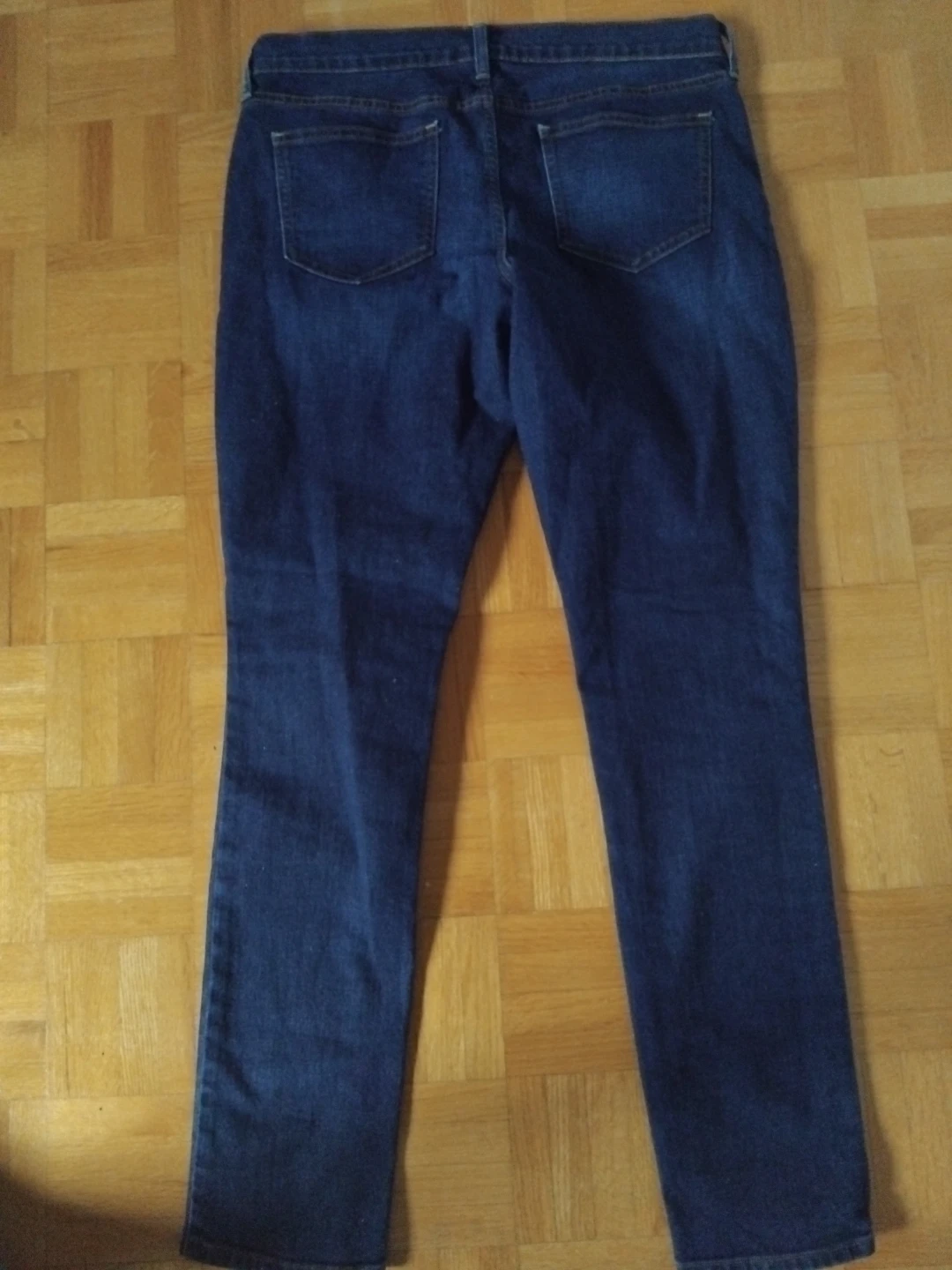 Old Navy "The Diva" Skinny Jeans - Dark Wash