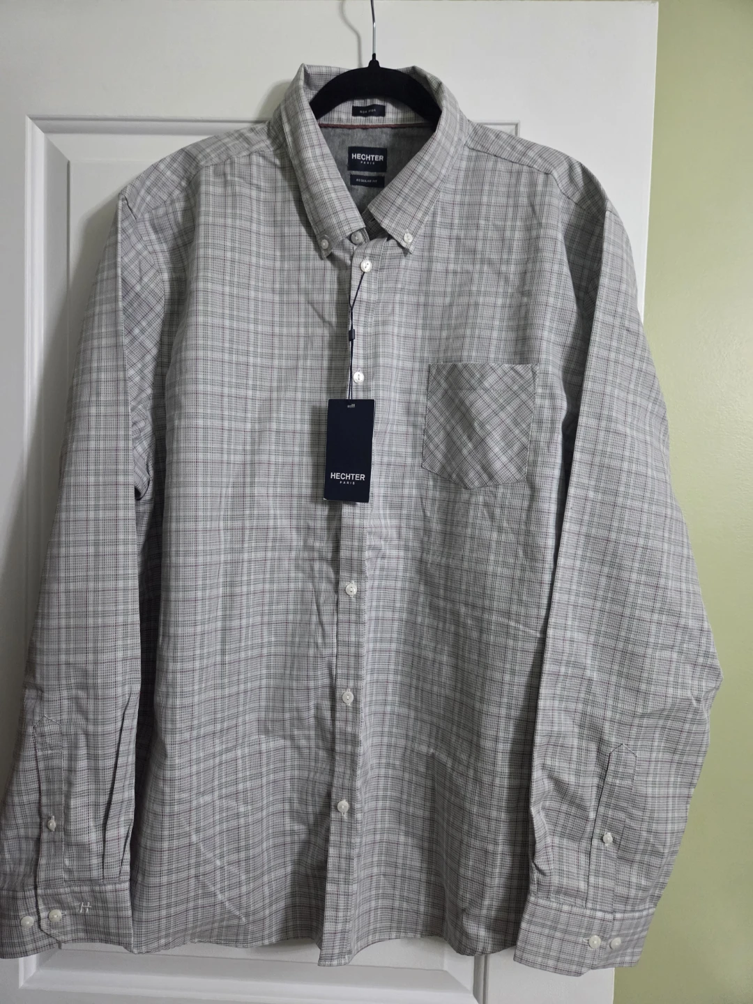HECHTER PARIS Regular Fit Non-Iron Plaid Dress Shirt