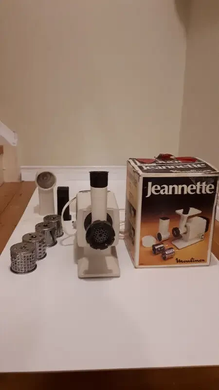 Moulinex Jeannette Mincer Grater Shredder Slicer