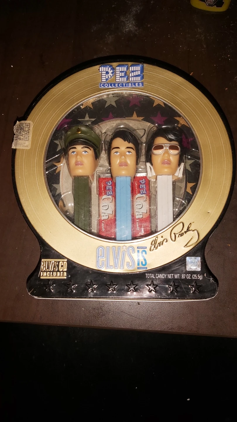 PEZ Collectibles Elvis Presley Set with CD