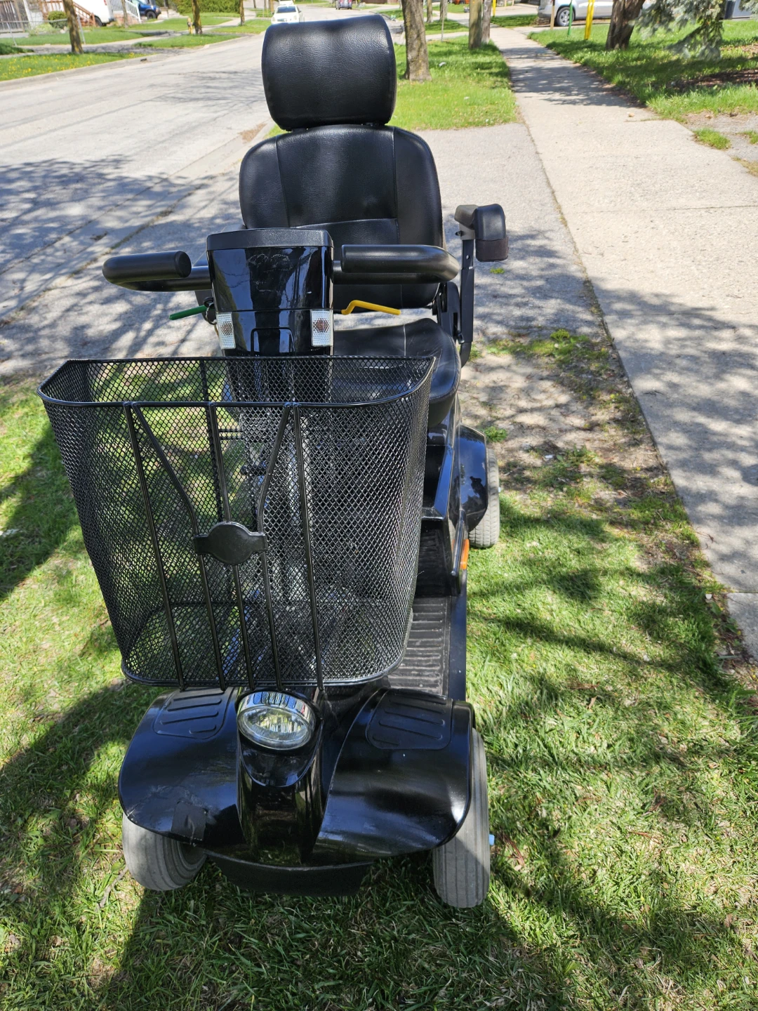 Fortress 1700 DT Mobility Scooter - photo 2