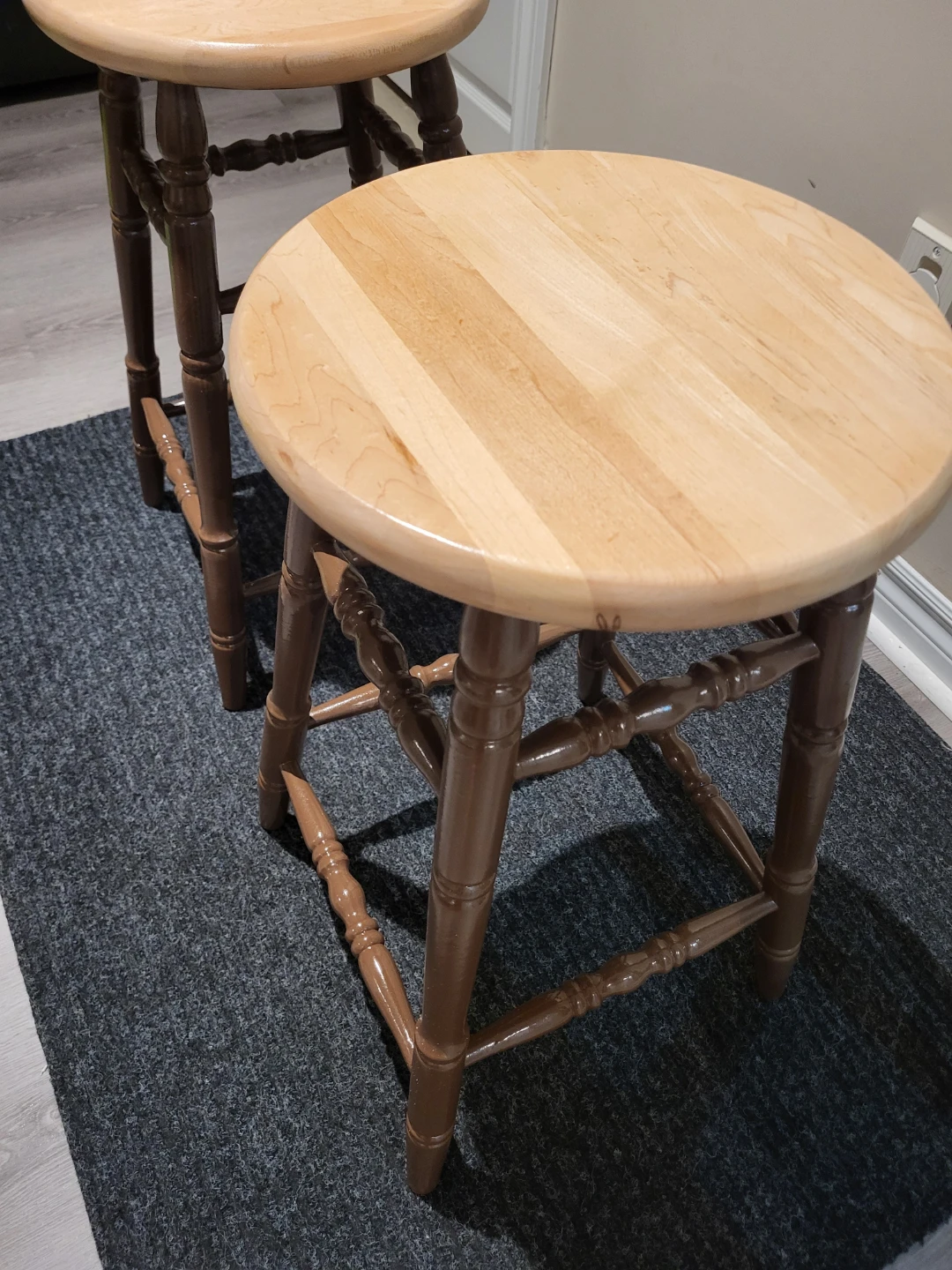 Set of 2 Wooden Bar Stools - photo 3