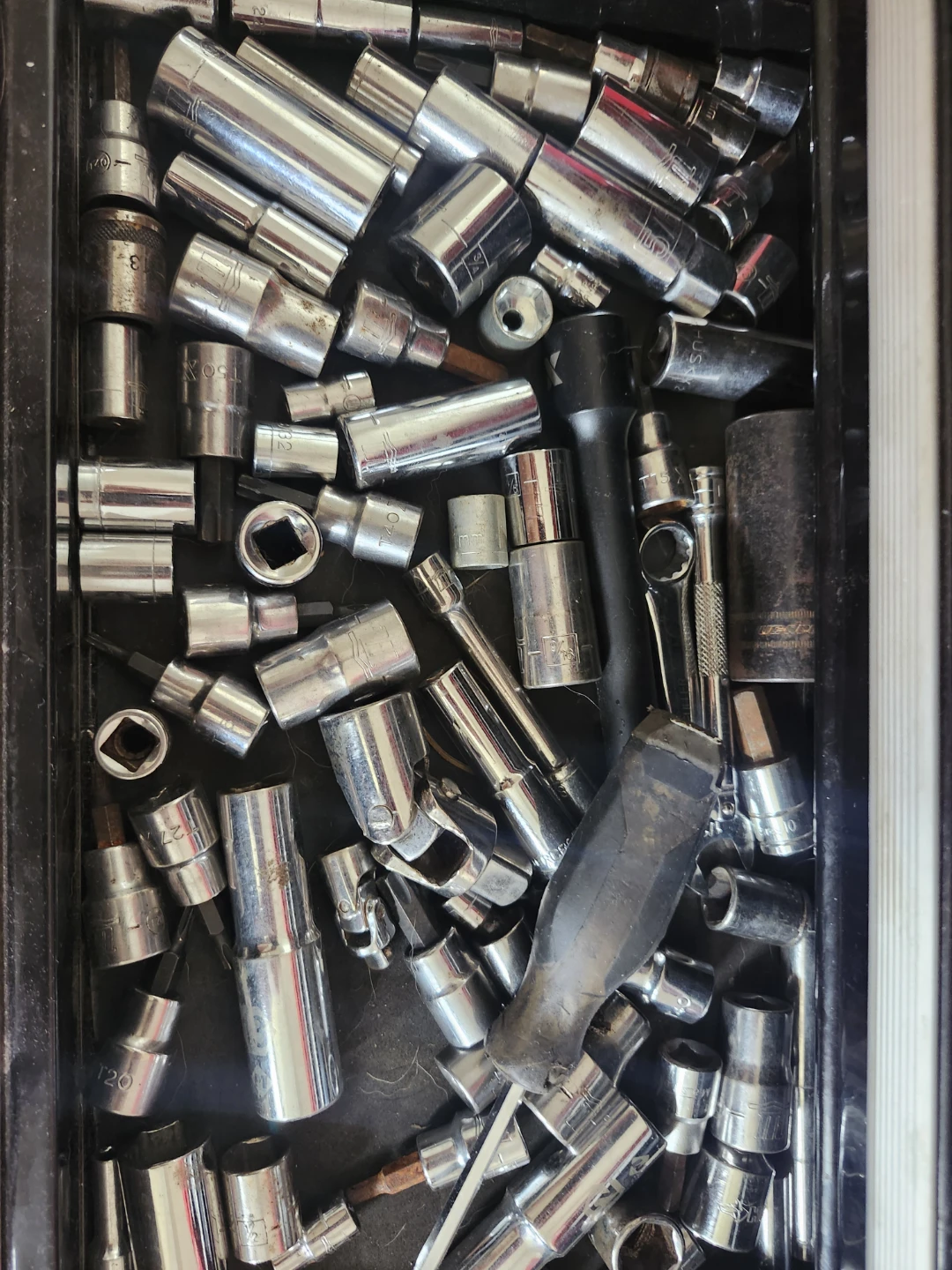 Red 4-Drawer Toolbox with Assorted Tools - photo 5