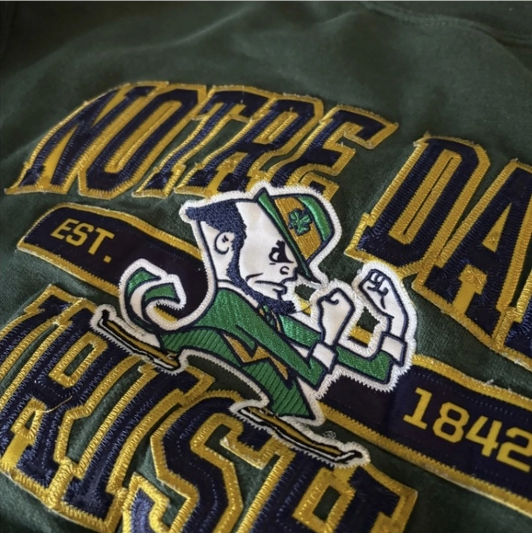 Champion Notre Dame Irish Crewneck Sweatshirt - Size Medium - photo 2
