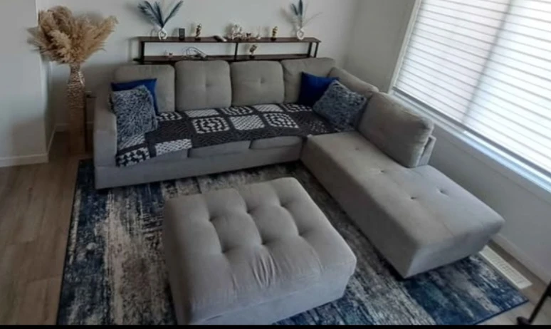Sectional Sofa with Ottoman - photo 2