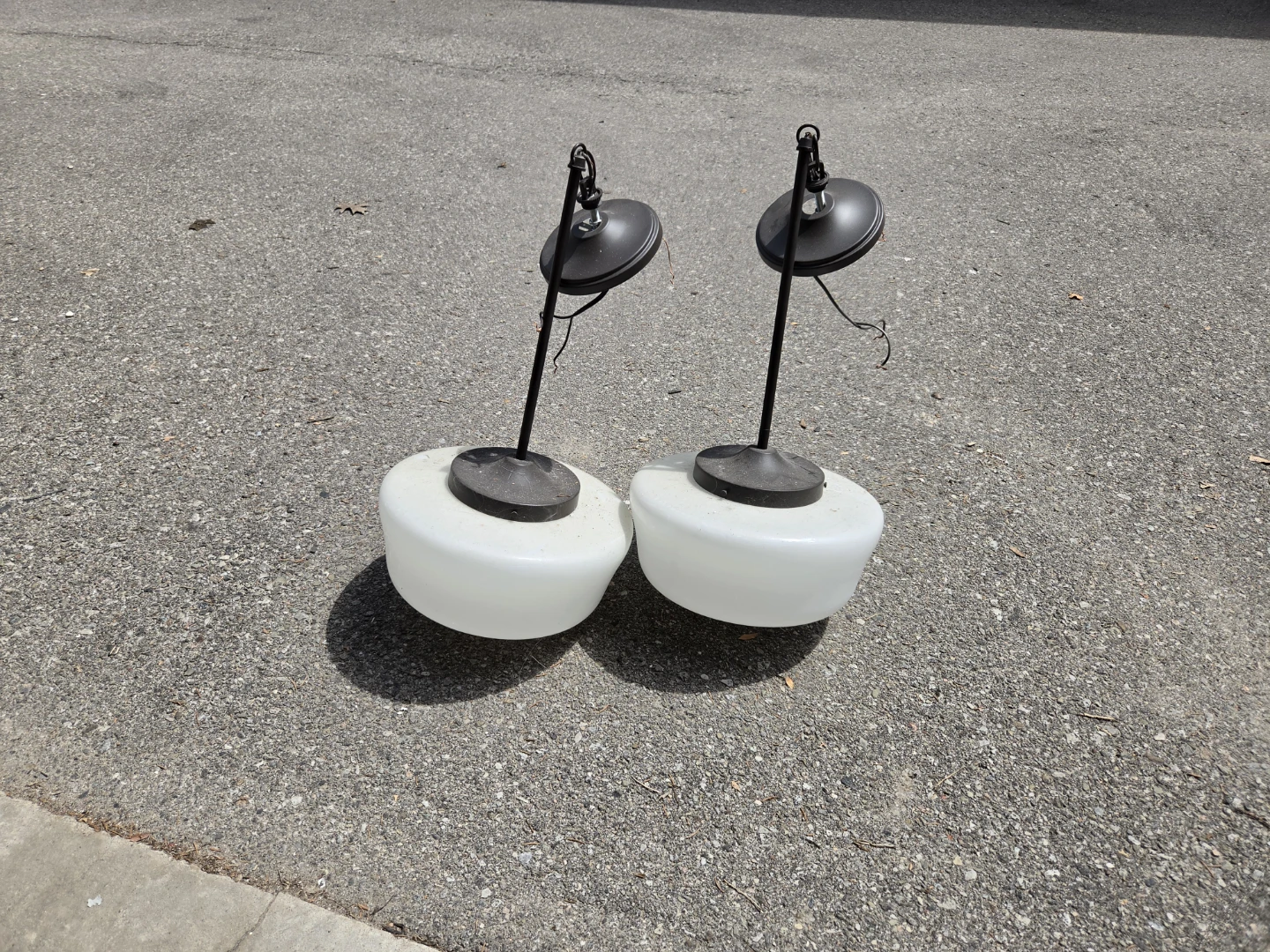 Set of 2 White Pendant Lights