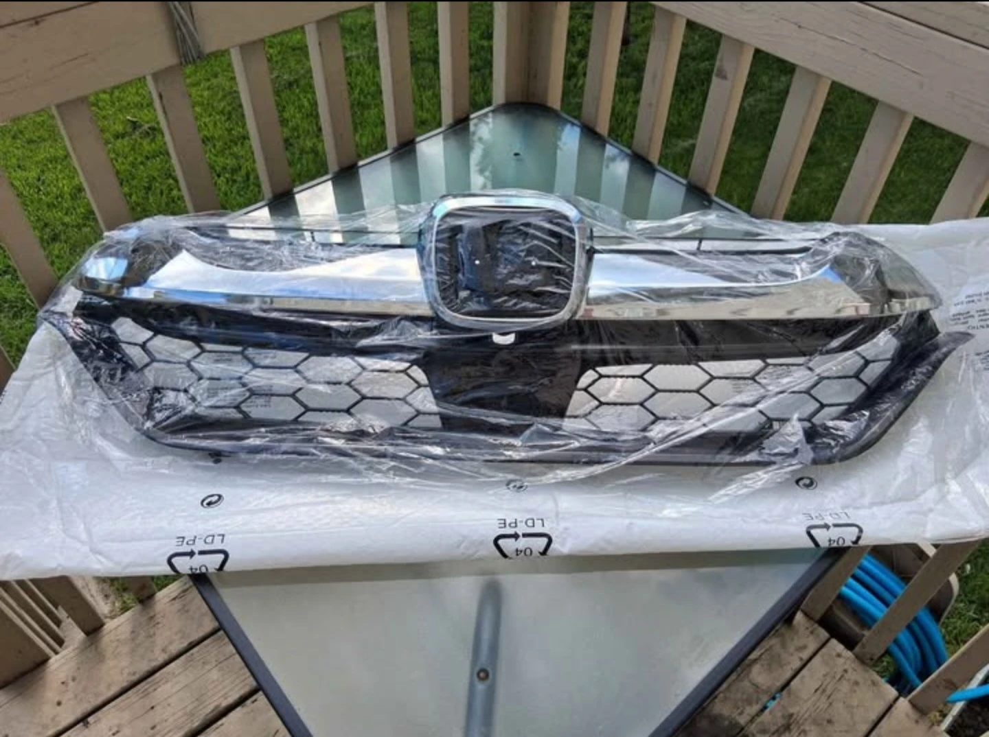 Honda CR-V Front Grille