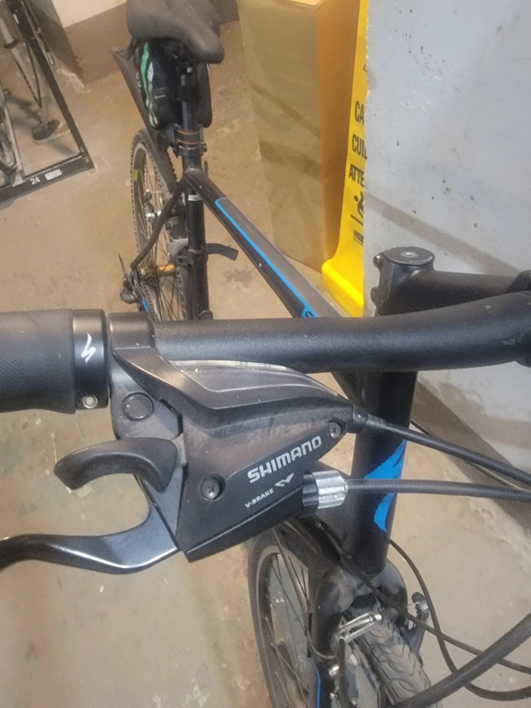 Specialized Sirrus Hybrid Bike - photo 2