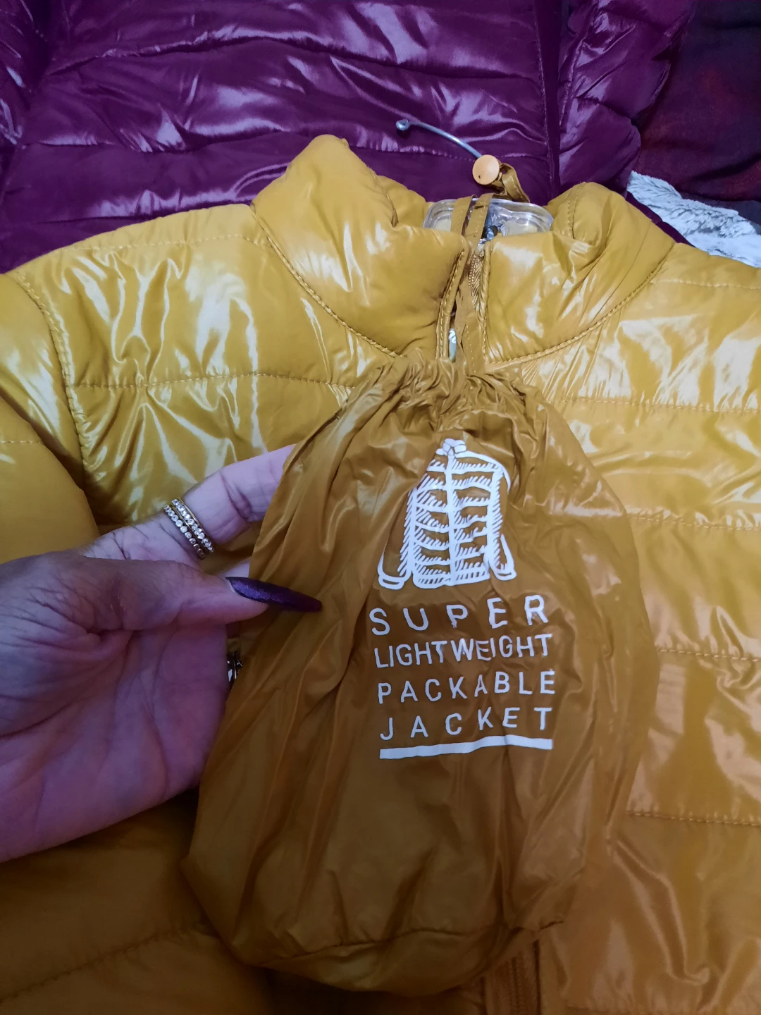 NWT GOLD Lightweight Packable Jacket & bag - photo 4
