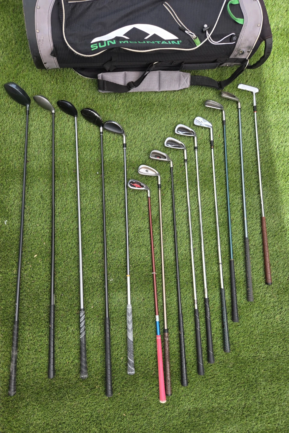14 Set of Golf Clubs with Sun Mountain Bag  $120 - photo 2