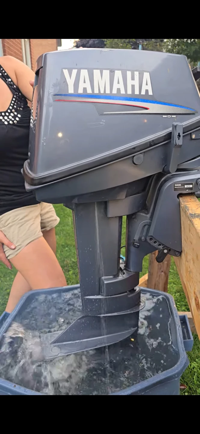 Yamaha 8 HP Outboard Motor