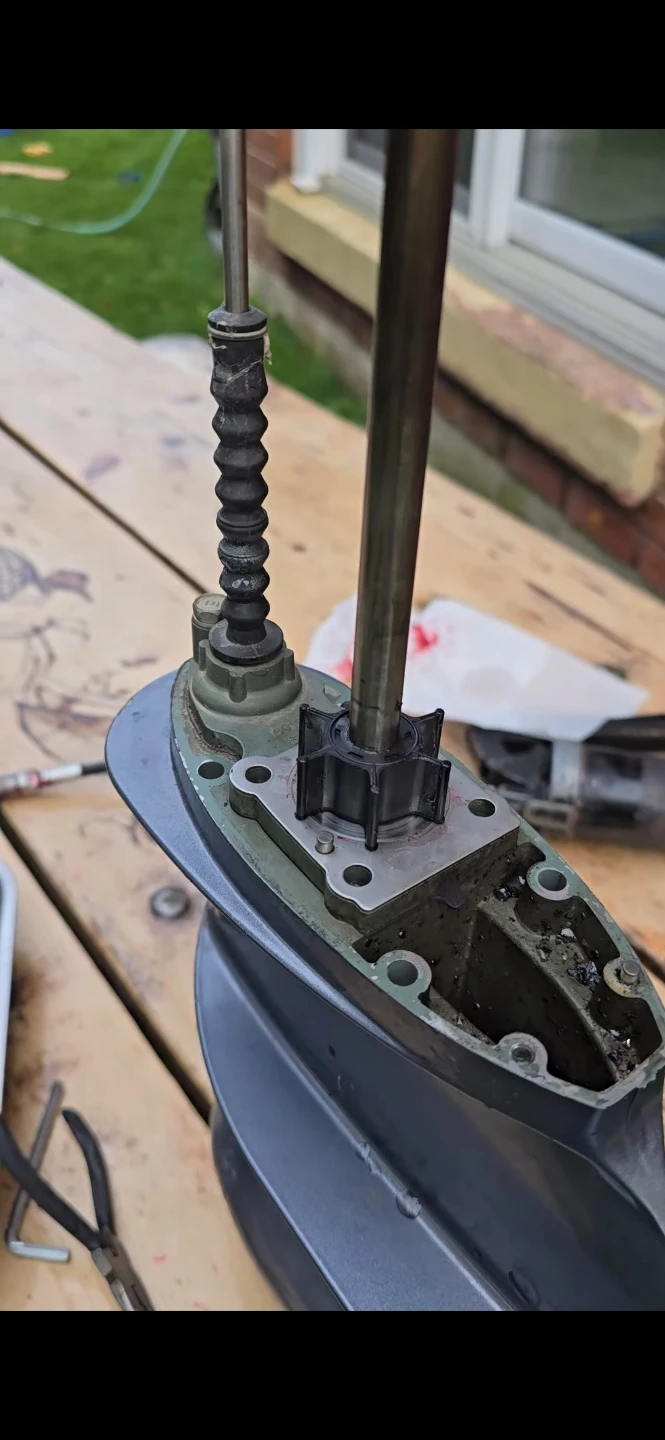 Yamaha 8 HP Outboard Motor - photo 5