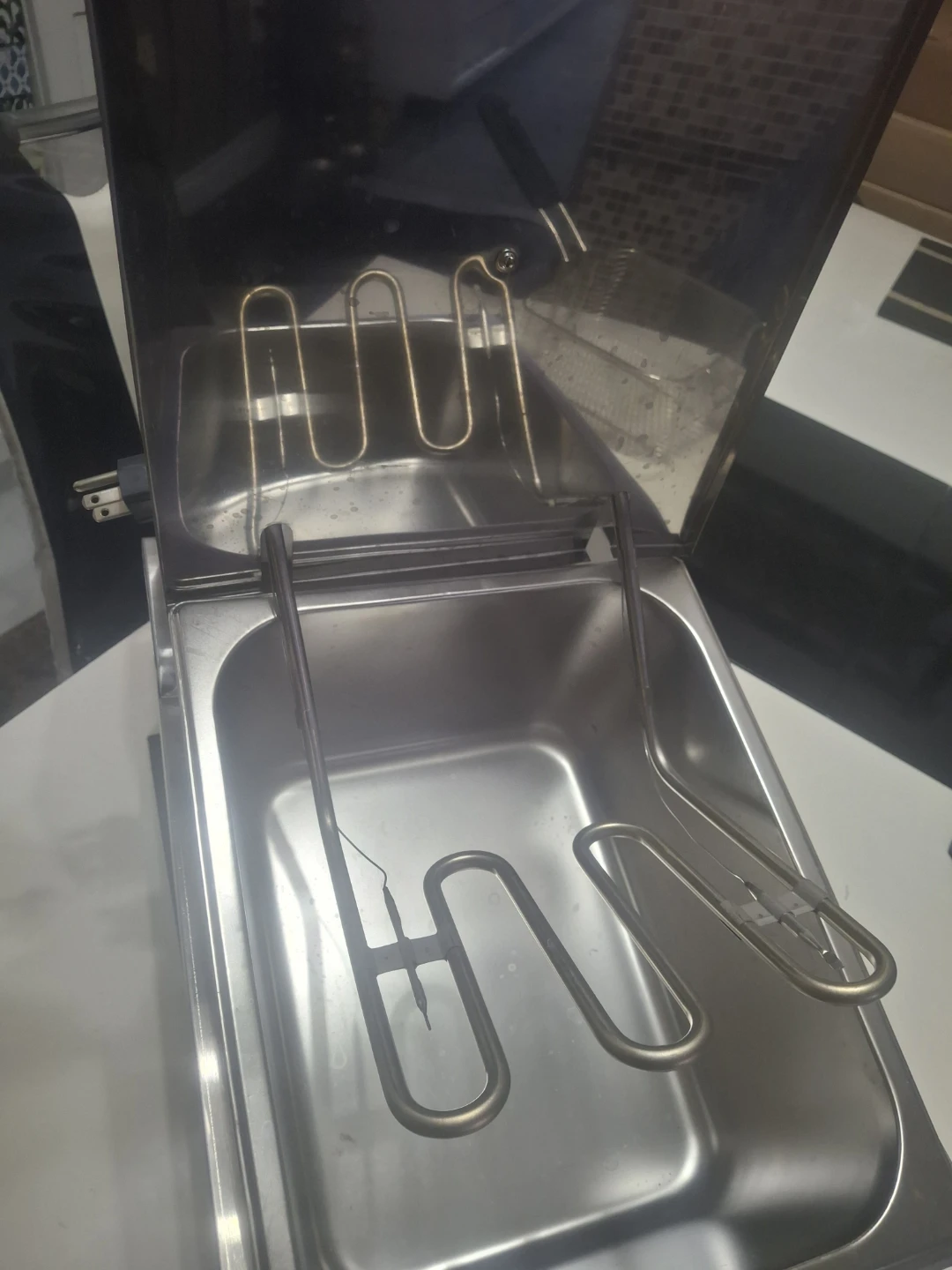 Stainless Steel Deep Fryer with Basket - photo 3