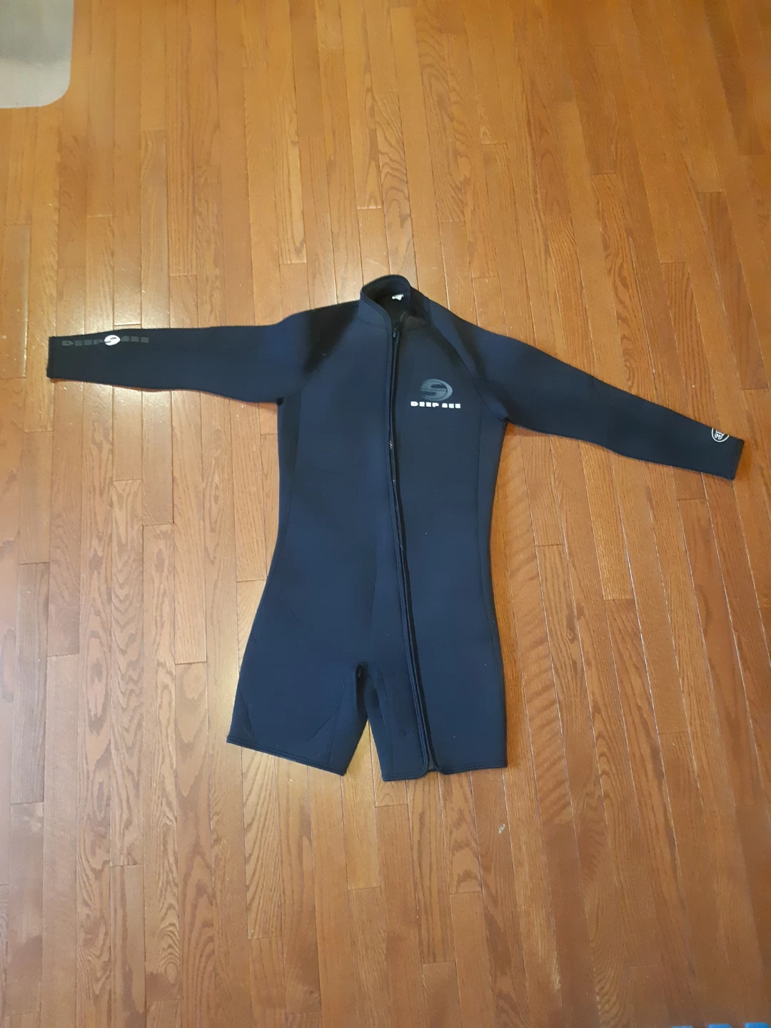 3mm Deep See Wetsuit - Size ML