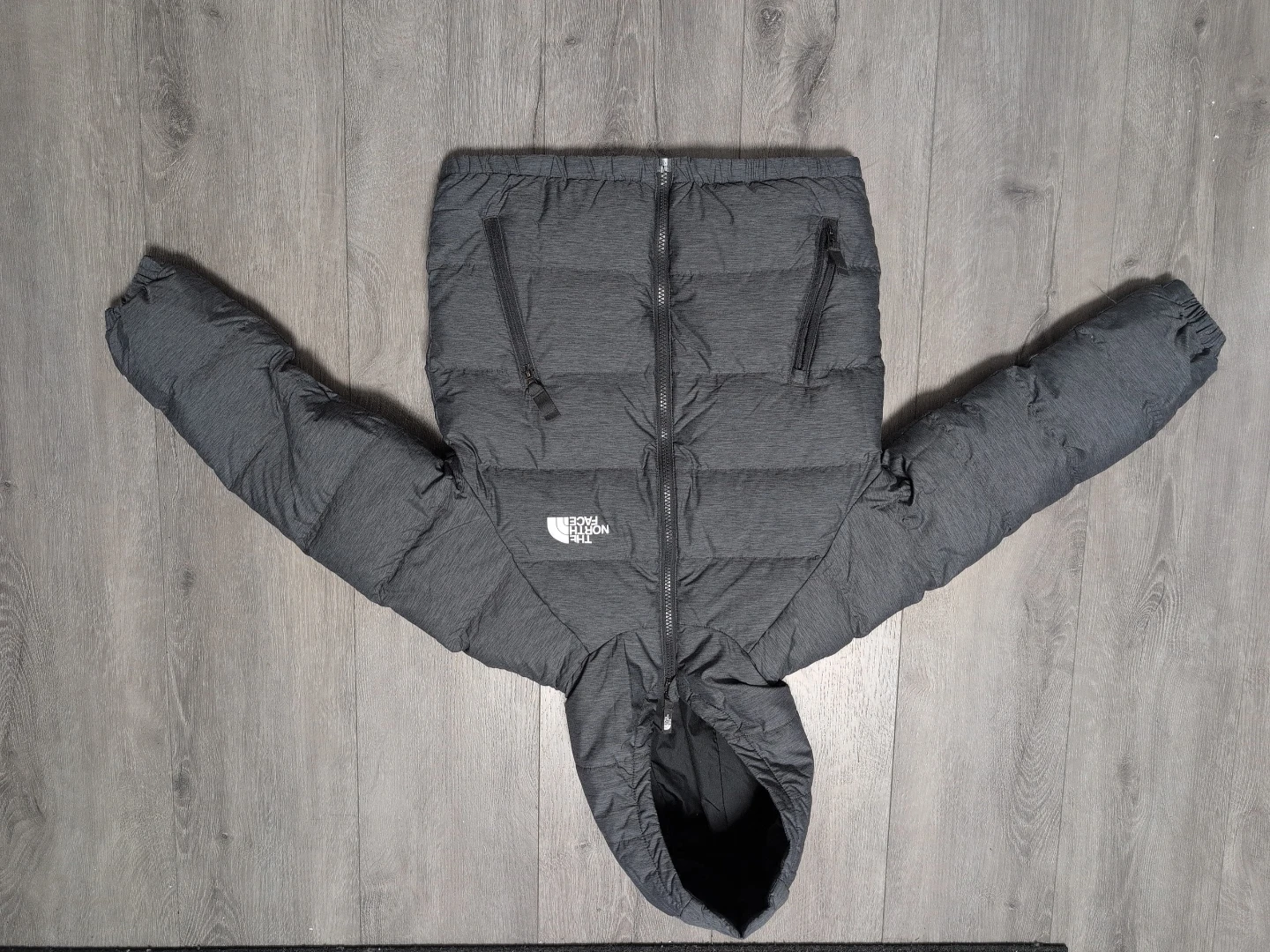 Boys North Face Puffer Jacket sz 7/8 - photo 2