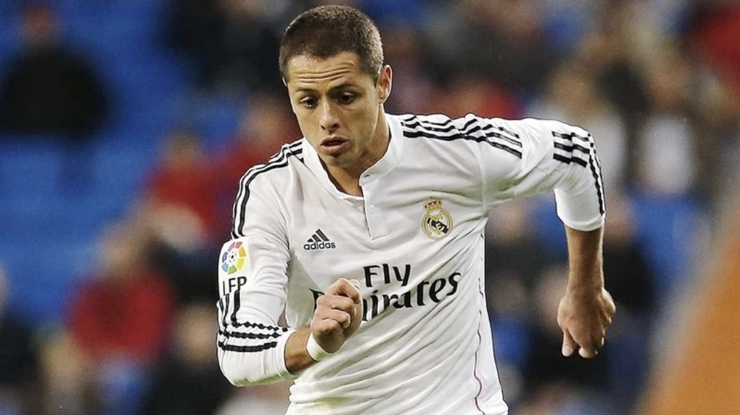 Seeking Chicharito soccer jersey