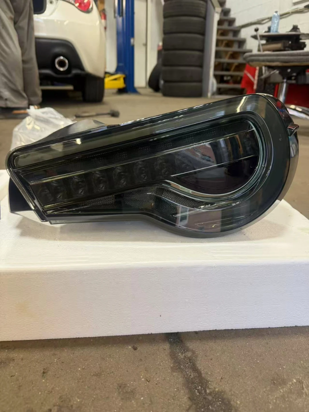 VLAND Led Taillights with Sequential Turn Signal, Smoked Style - photo 5