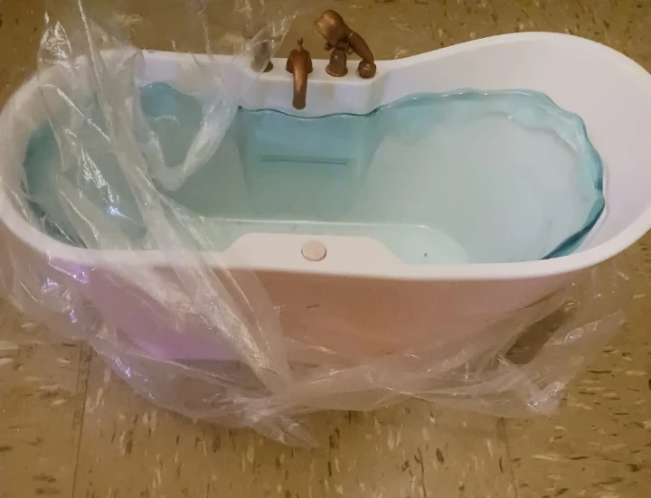 Our Generation Doll Bathtub
