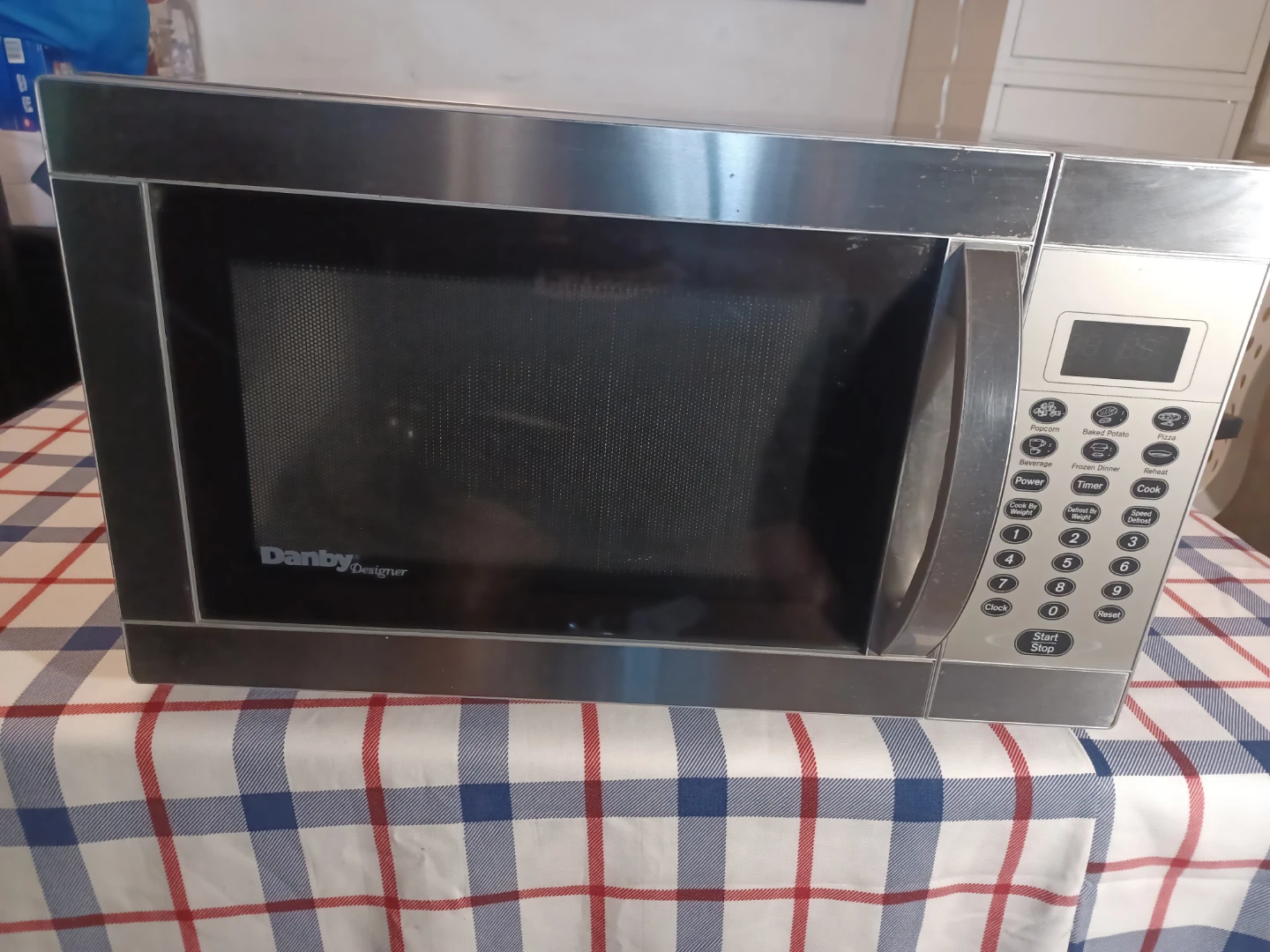 Danby Designer Microwave Oven