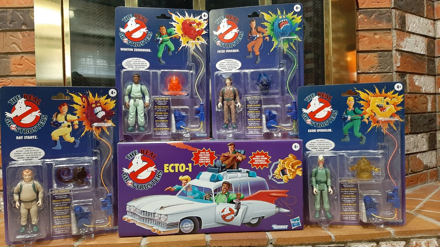 The Real Ghostbusters Action Figures & Ecto-1 Set