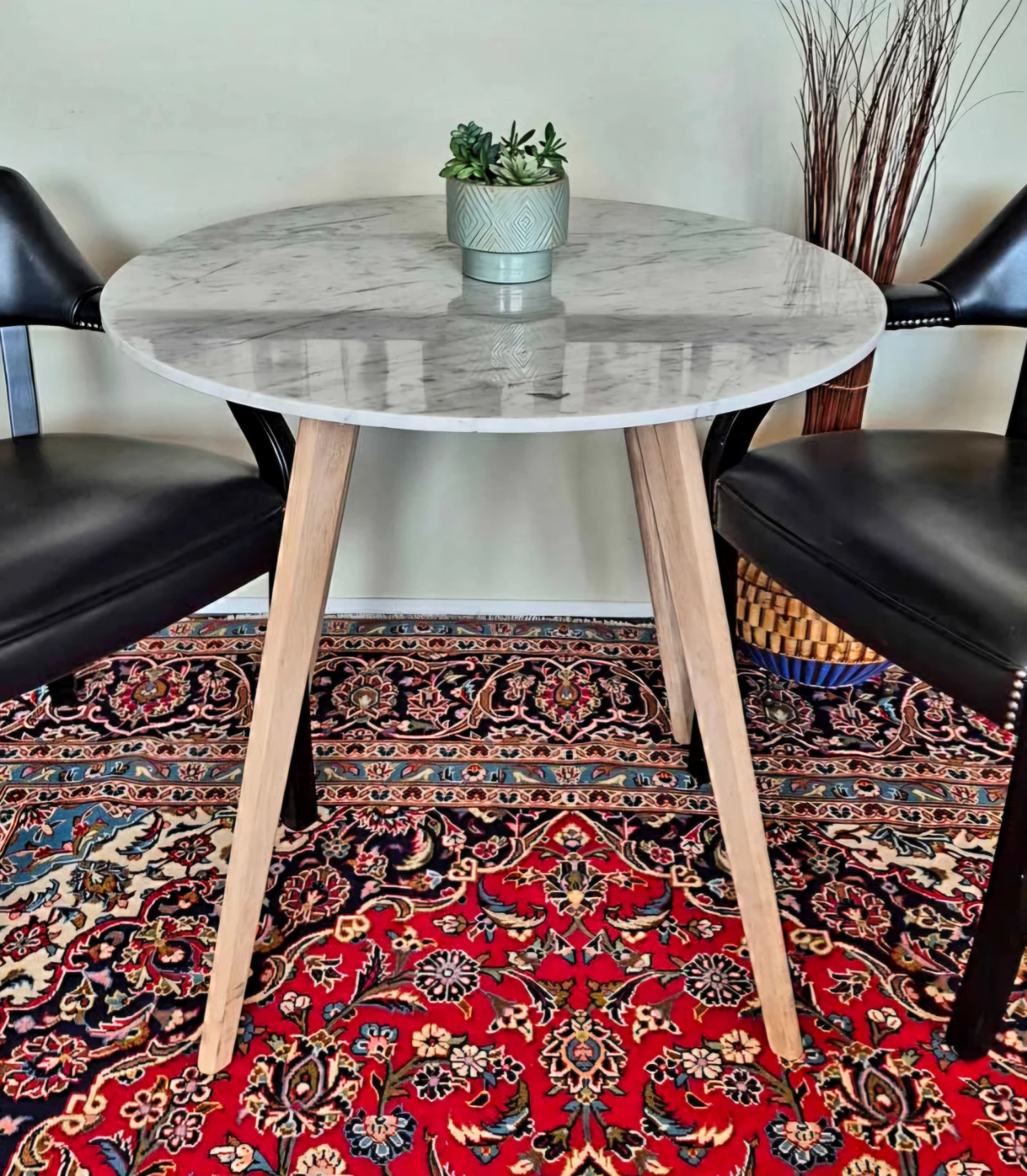 Article Designer White Marble Round Dining Table - photo 2