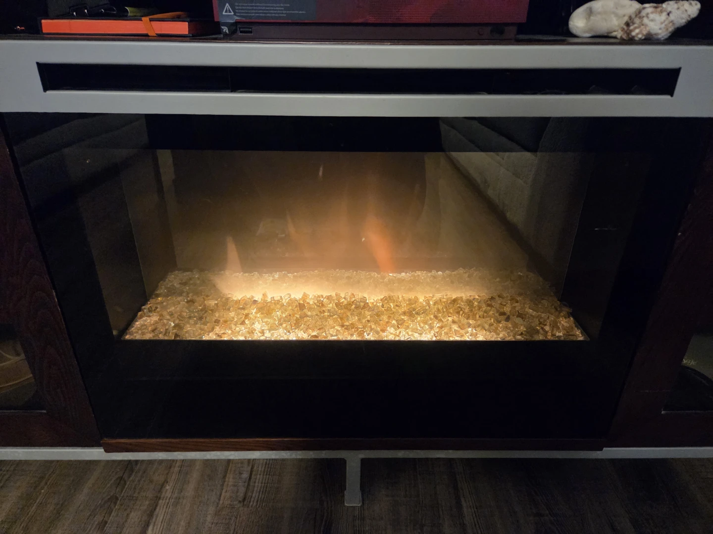 Electric Fireplace with Crushed Glass