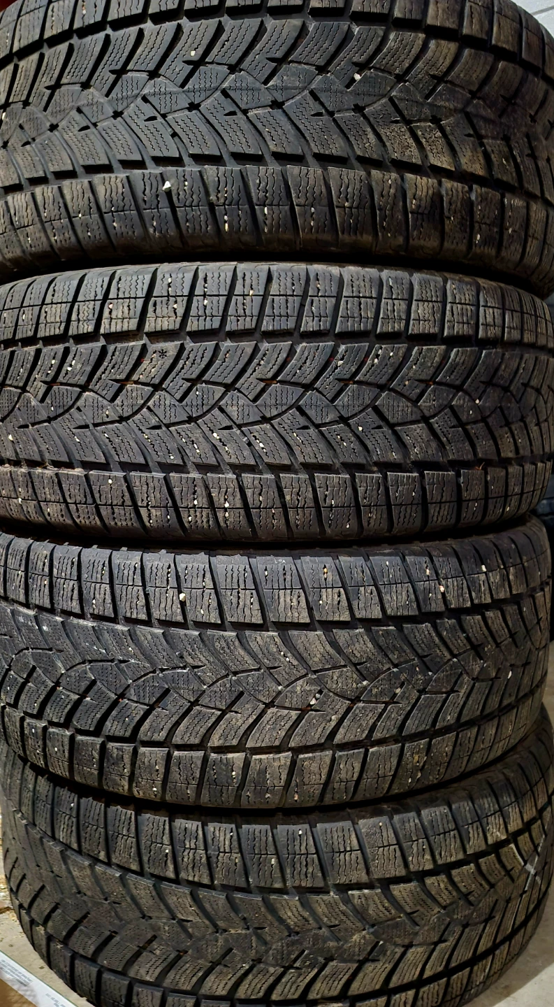 Good Set of 4 Good Year Tires Size 245 50 R20 M+S *REAL DEAL*