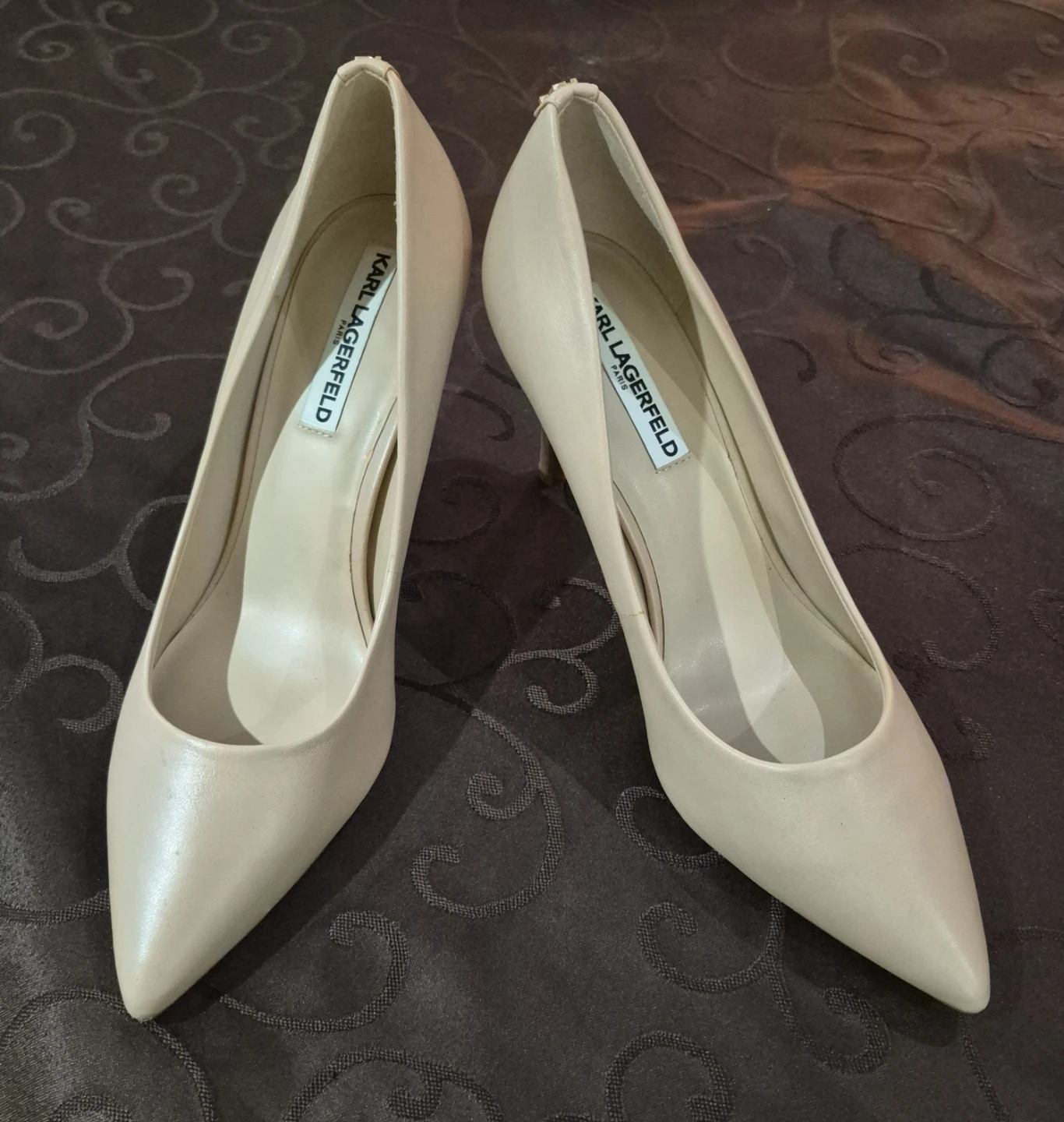Karl Lagerfeld Pumps