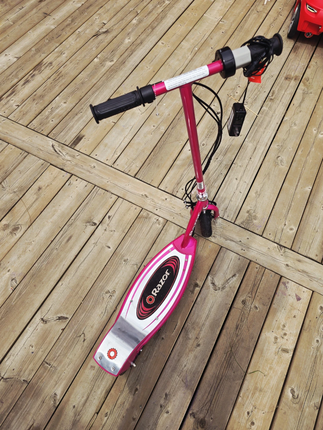 Pink Razor Electric Scooter - photo 2