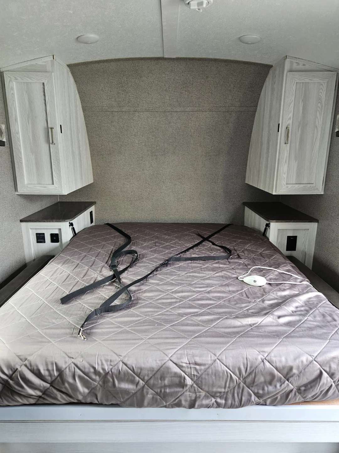Flagstaff E-Pro 19FD Travel Trailer - photo 5
