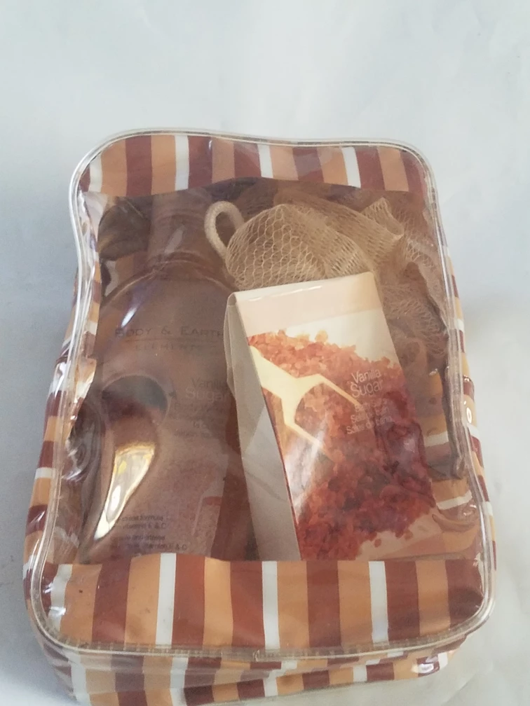 Body & Earth Vanilla Sugar Bath Salts Gift Set