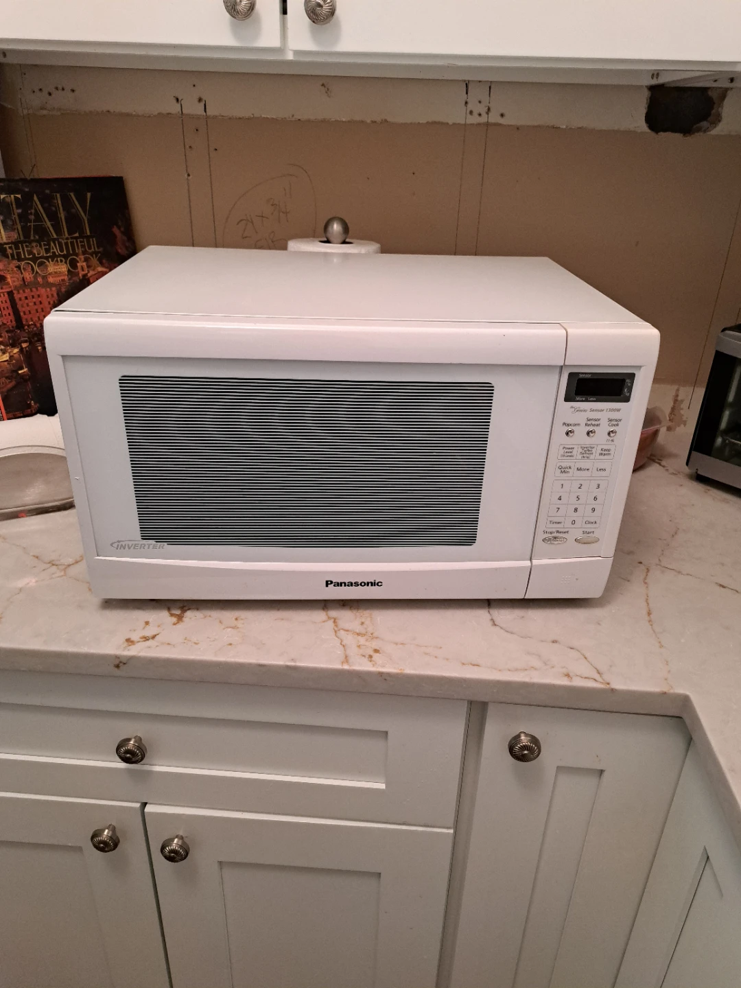 Microwave Oven