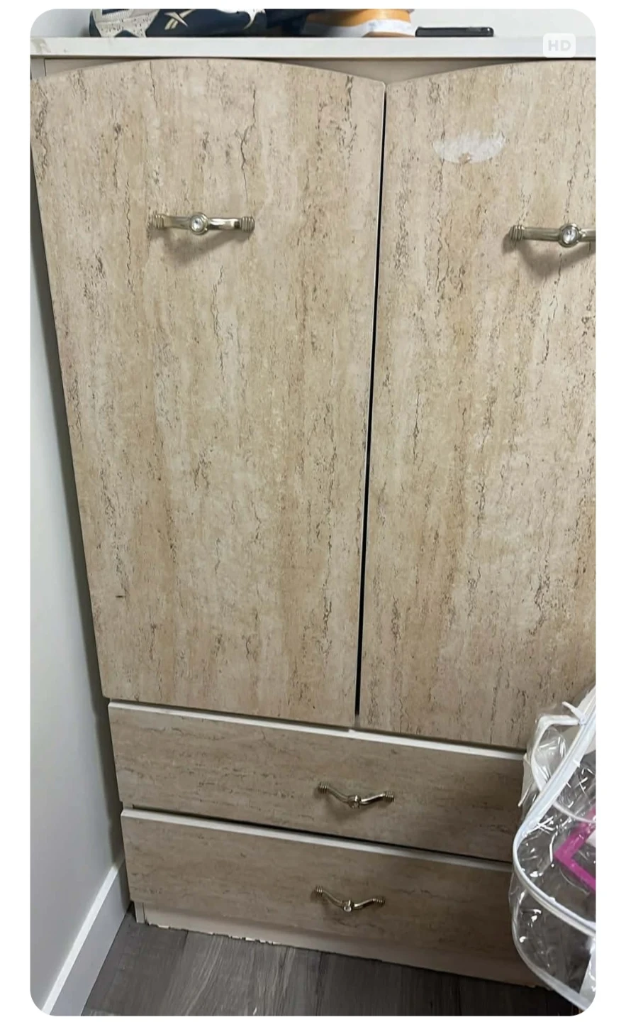 Wooden Dresser with 5 Drawers