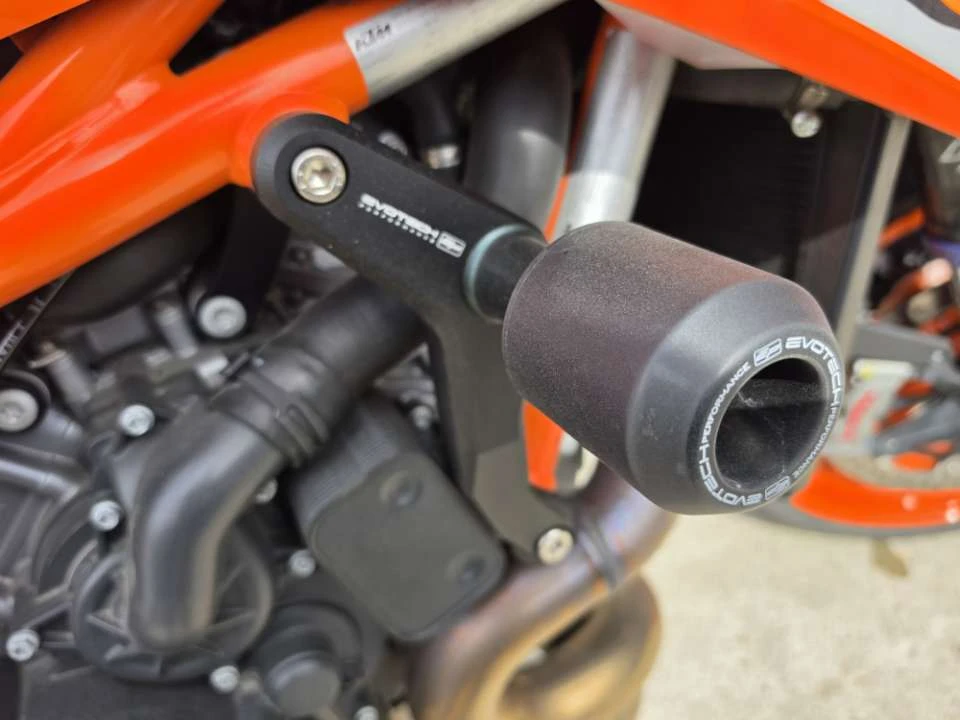 2023 KTM 1290 Super Duke R EVO - photo 5
