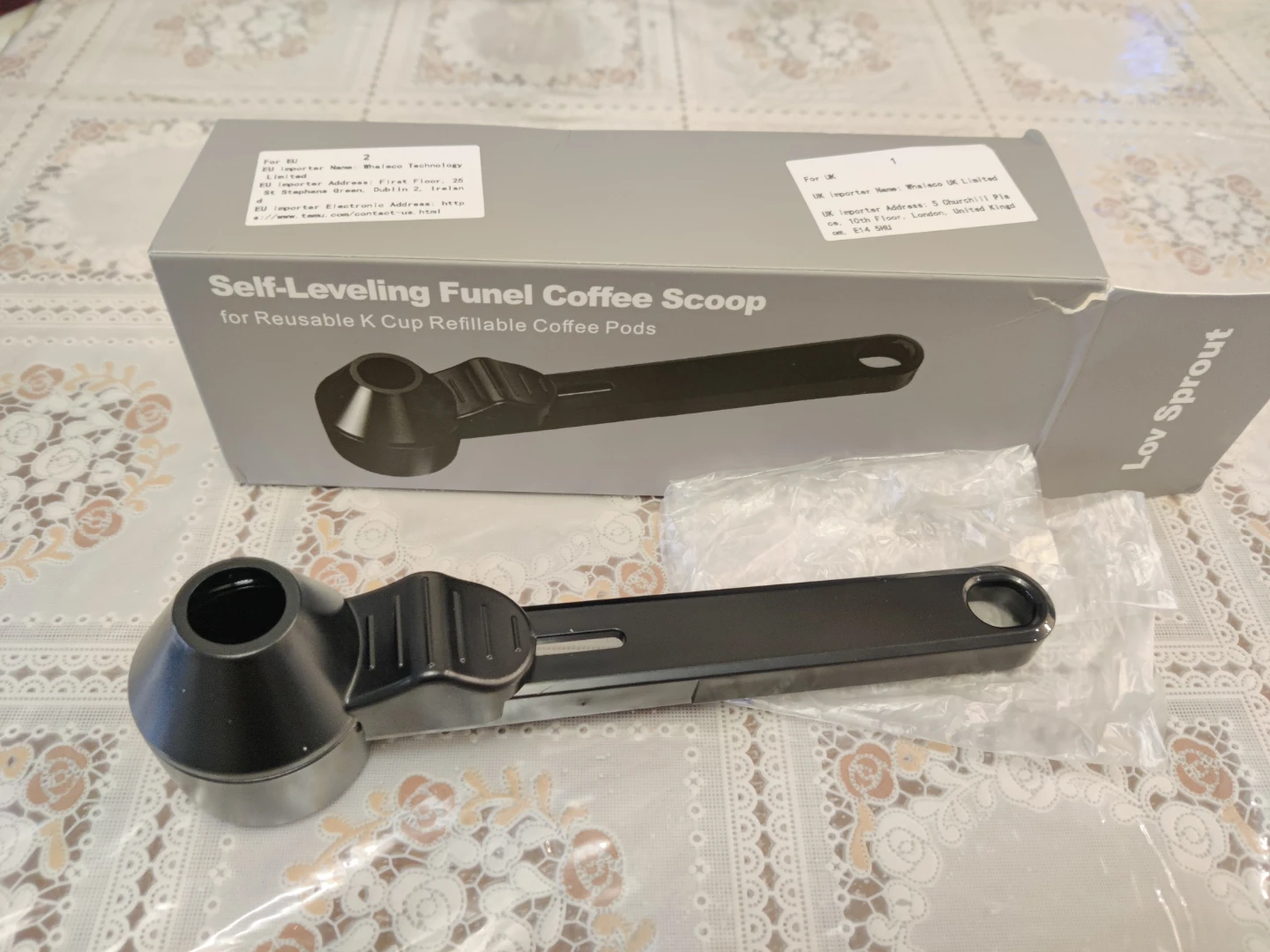 Sprout Self-Leveling Funnel Coffee Scoop