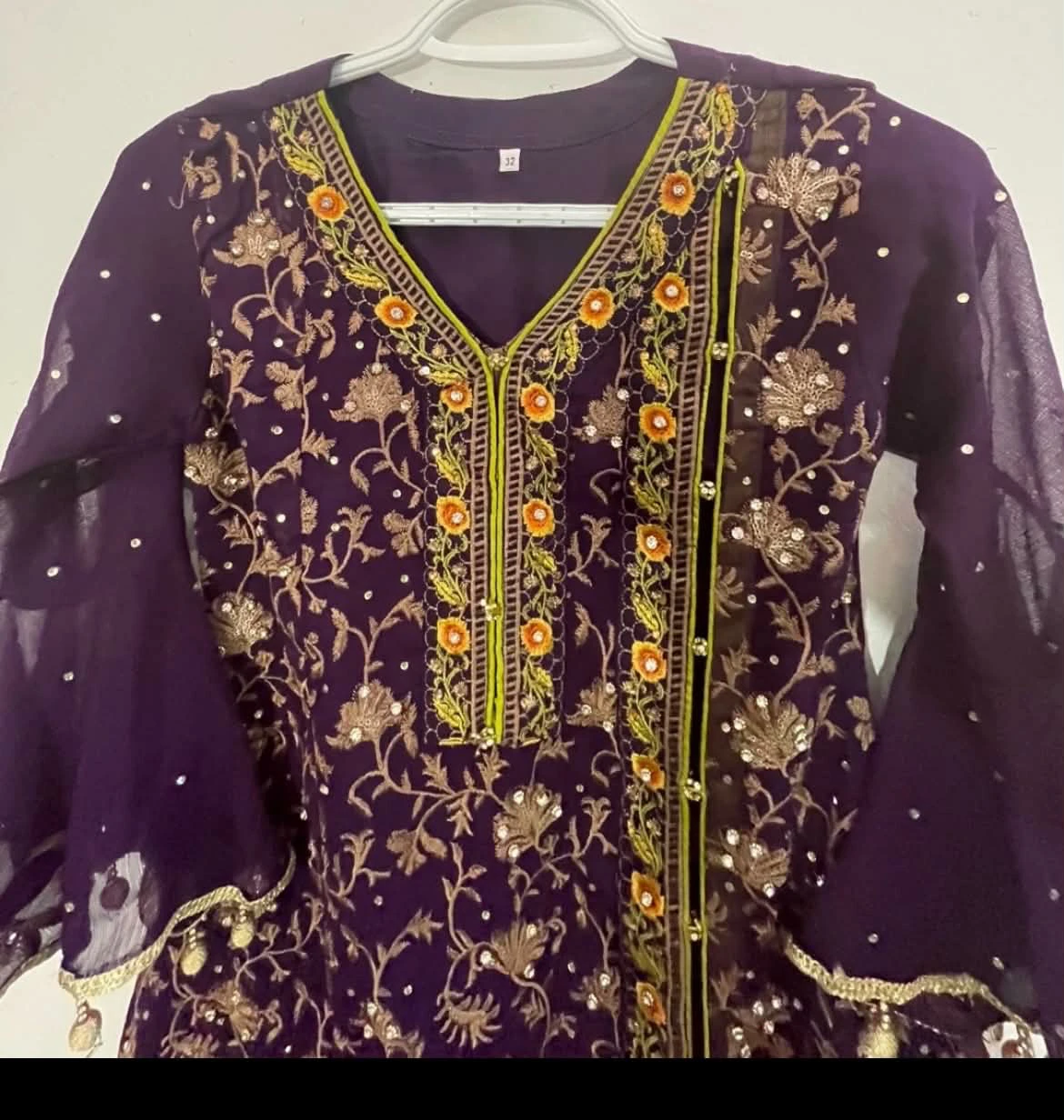 Girls' Sparkly Purple Outfit - photo 3