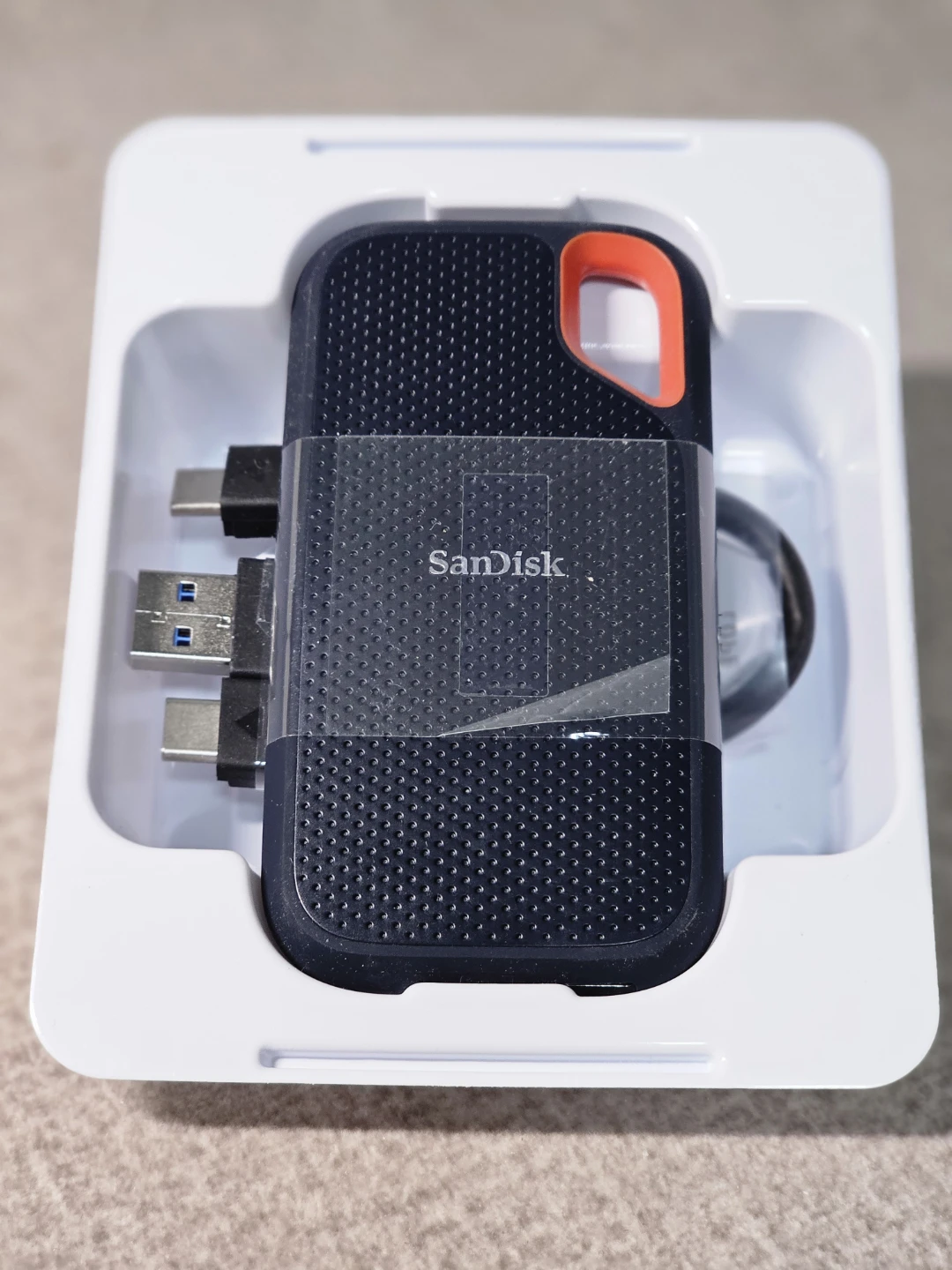 SanDisk Extreme Portable SSD 4TB - photo 3