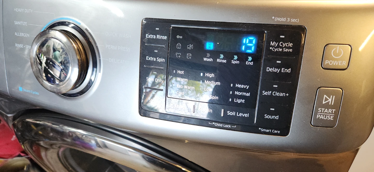 Samsung Front Load Washing Machine - photo 2