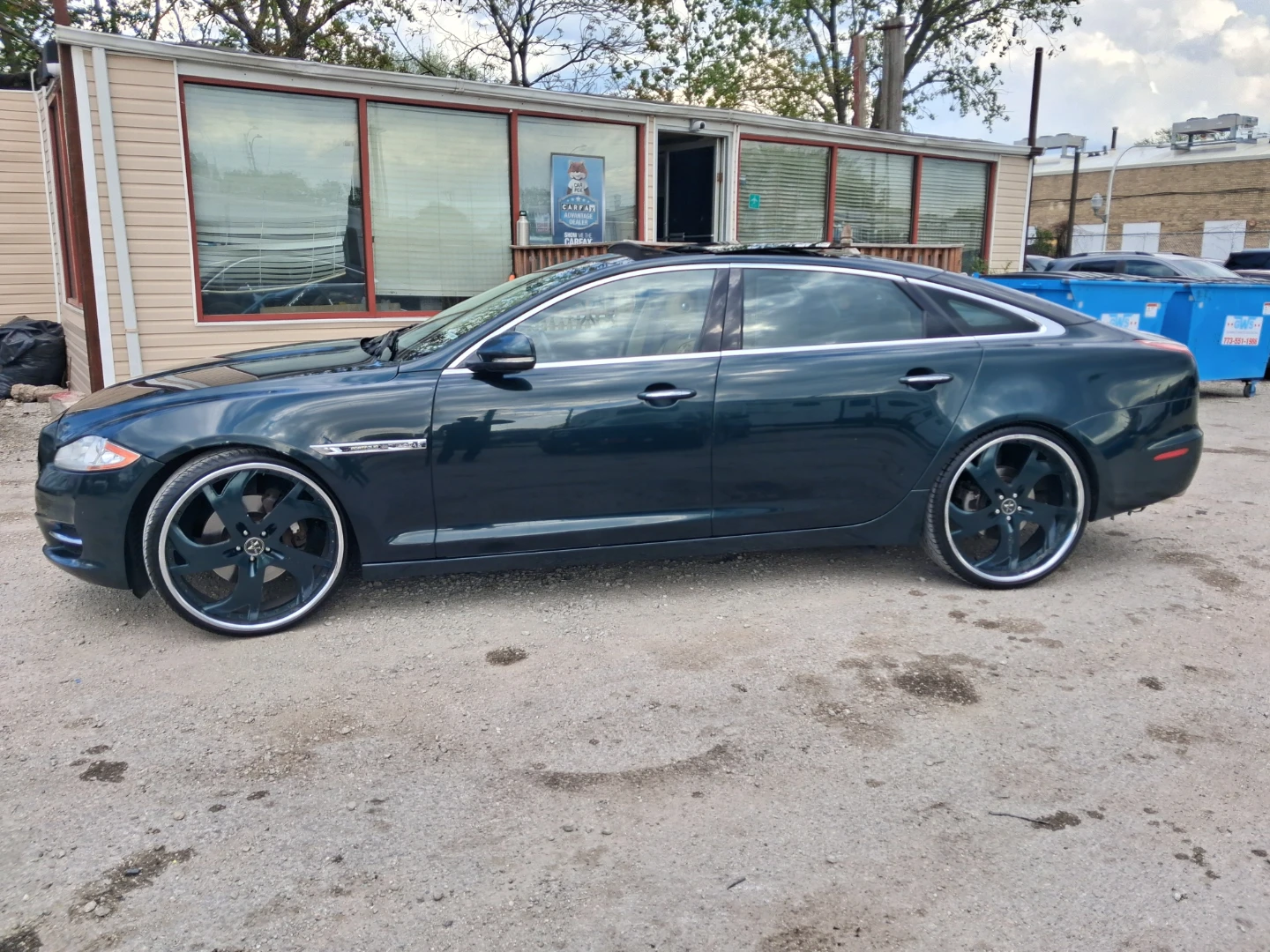 Jaguar portfolio XJL - photo 2