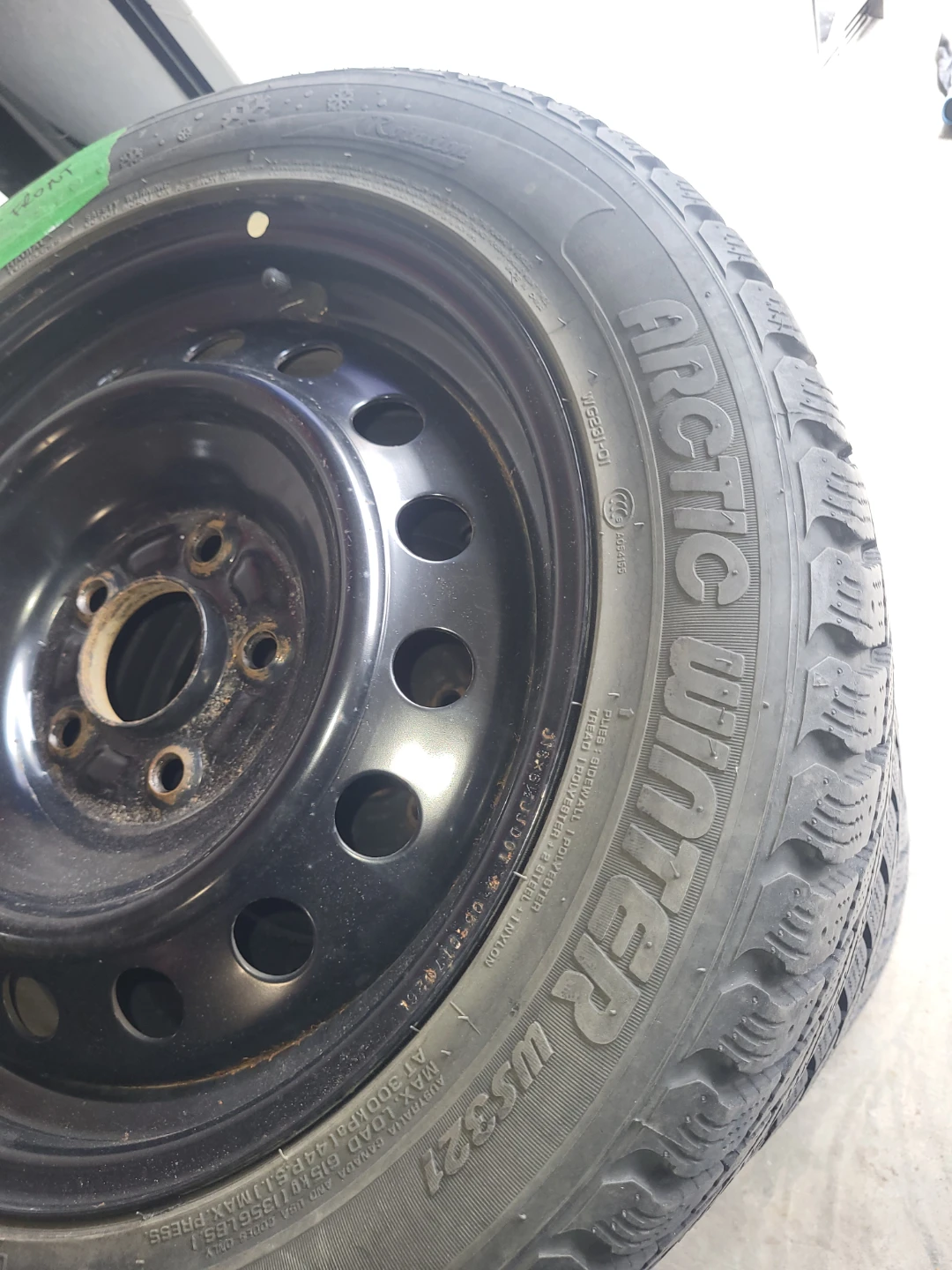 4x Arctic Winter Tires on Rims