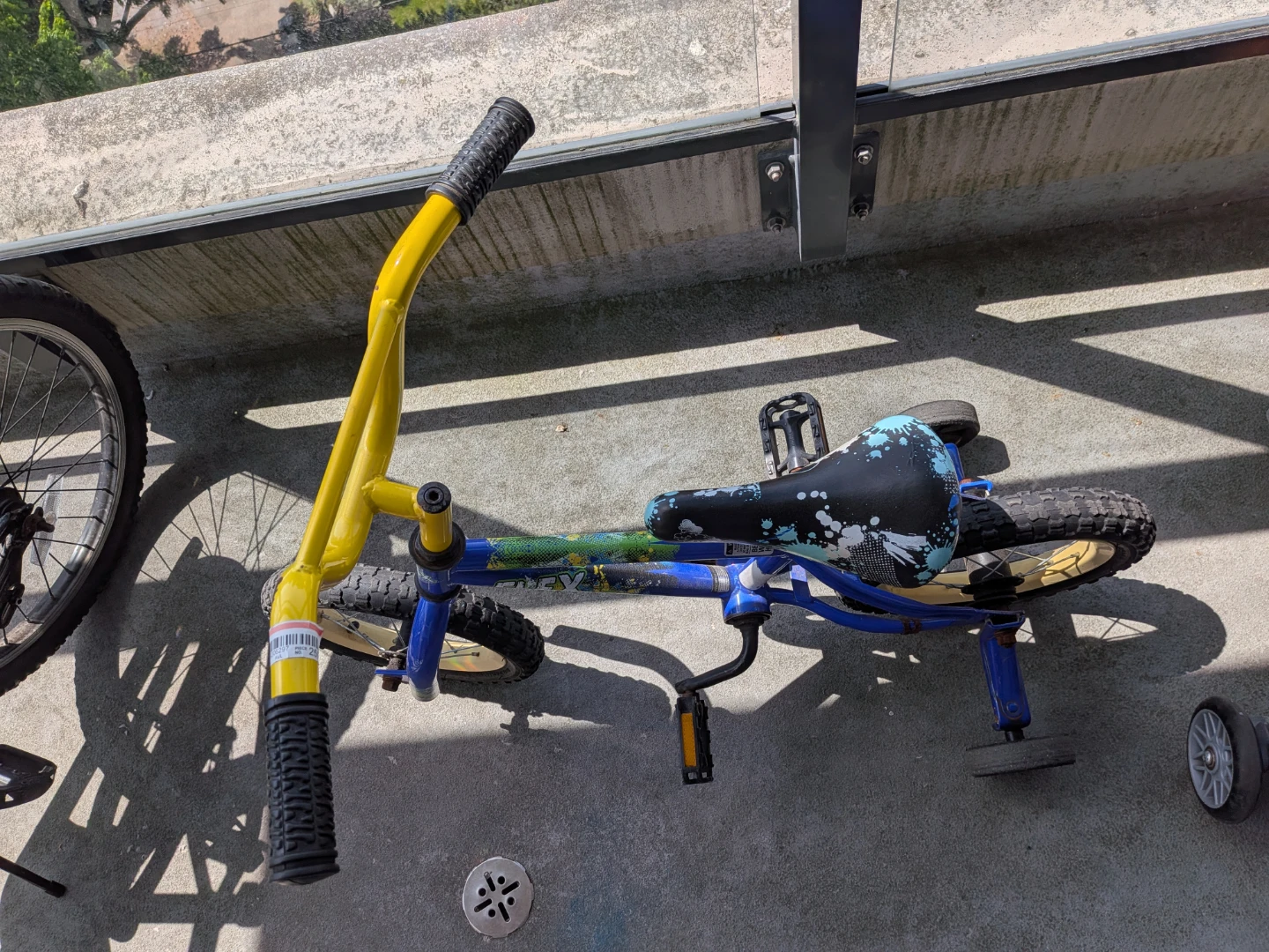 Pacific Flex Kids Bike with Training Wheels - photo 3